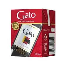 [V100-] VINO GATO C. S. TETRA 500cc (12°)